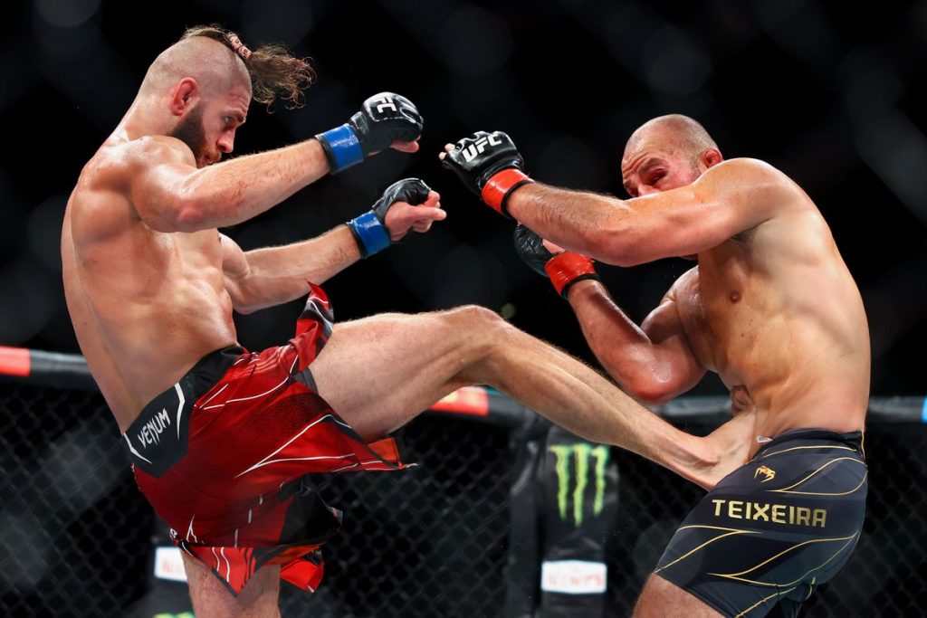 Jiří Procházka Vs. Glover Teixeira headline UFC 282