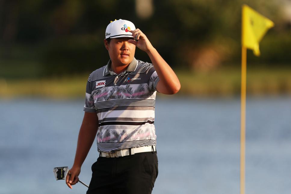 Sung-jae Im playing golf