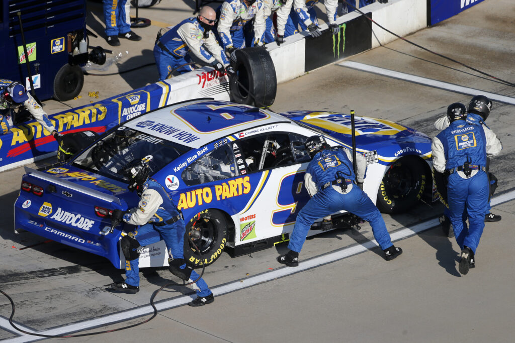 Pit Stop at the NASCAR Cup Series Xfinity 500